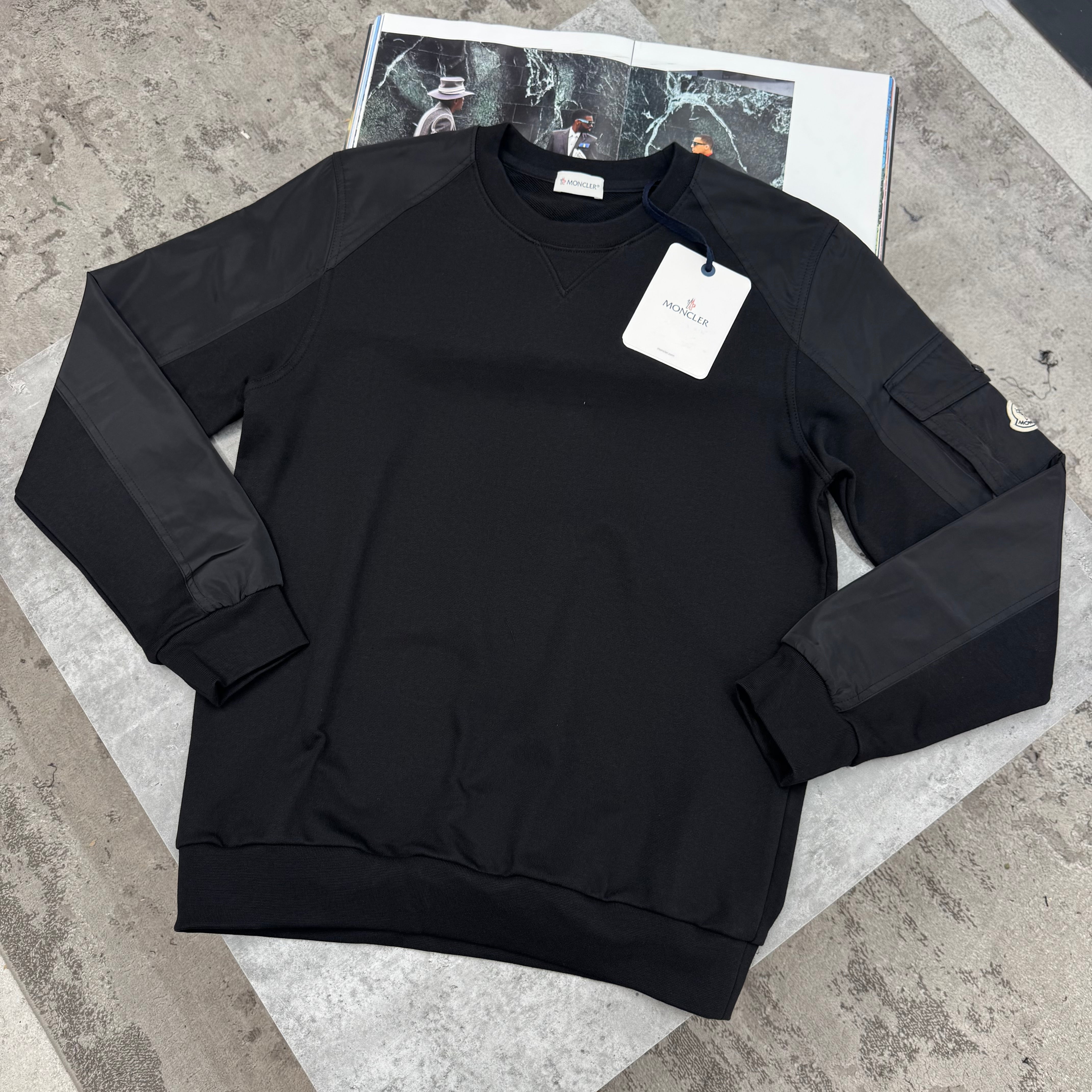 MNCLR - ARM POCKET JUMPER - BLACK