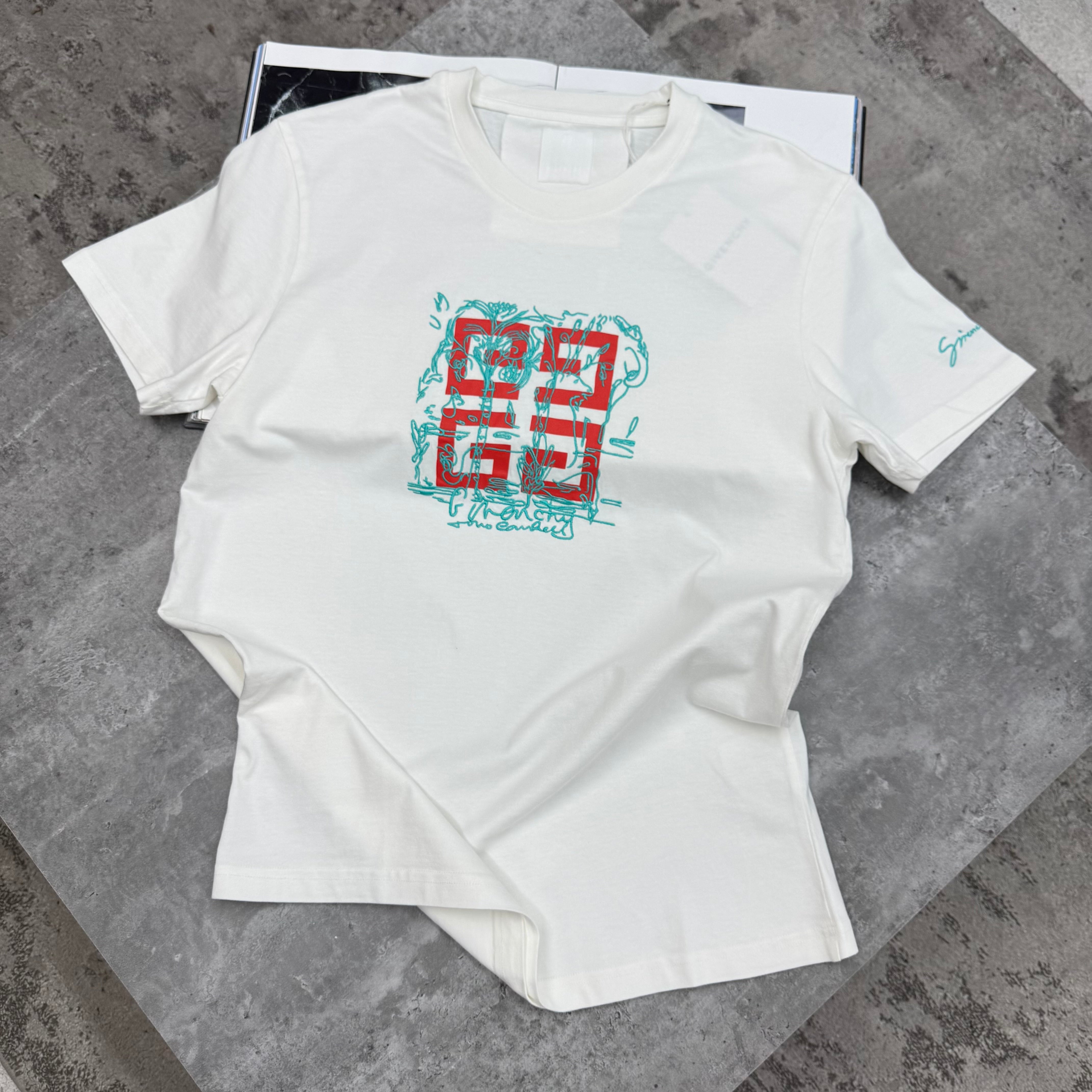 GVY - T-SHIRT - WHITE