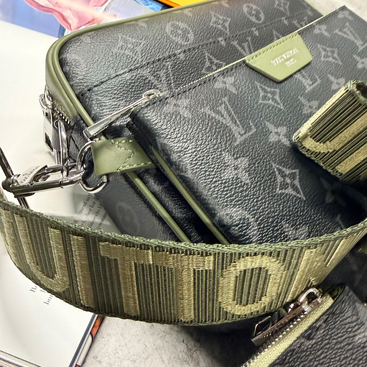 LVE TRIO BAG - BLACK / GREEN
