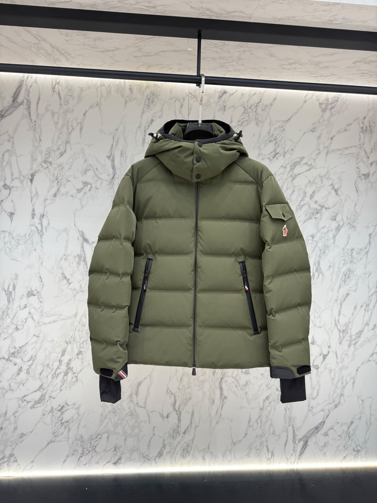 MNCLR GRENOBLE OLIVE - (PRE ORDER)