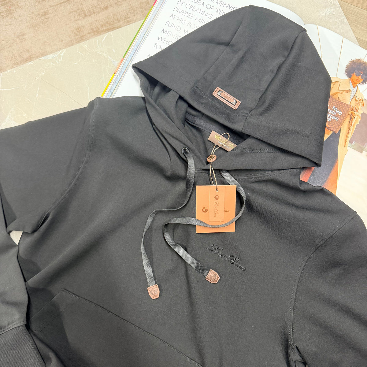 LORO HOODIE - BLACK
