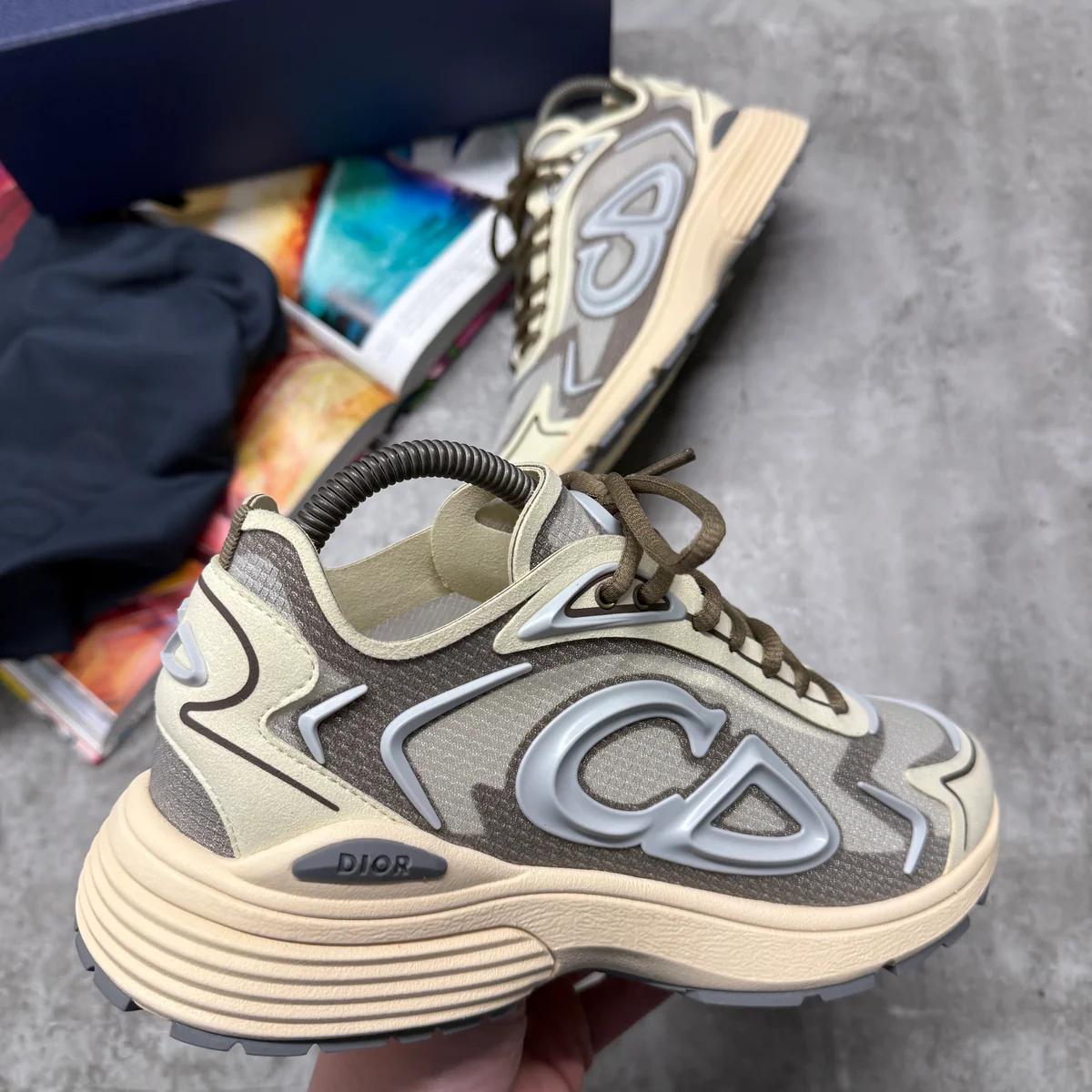 B30 TRAINER - BROWN (PRE-ORDER)
