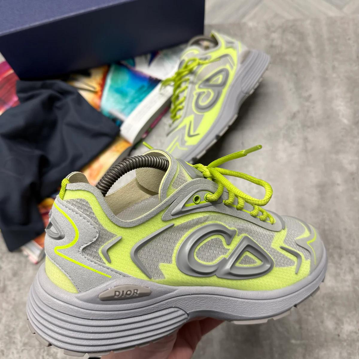 B30 TRAINER - GREEN/GRAY (PRE-ORDER)