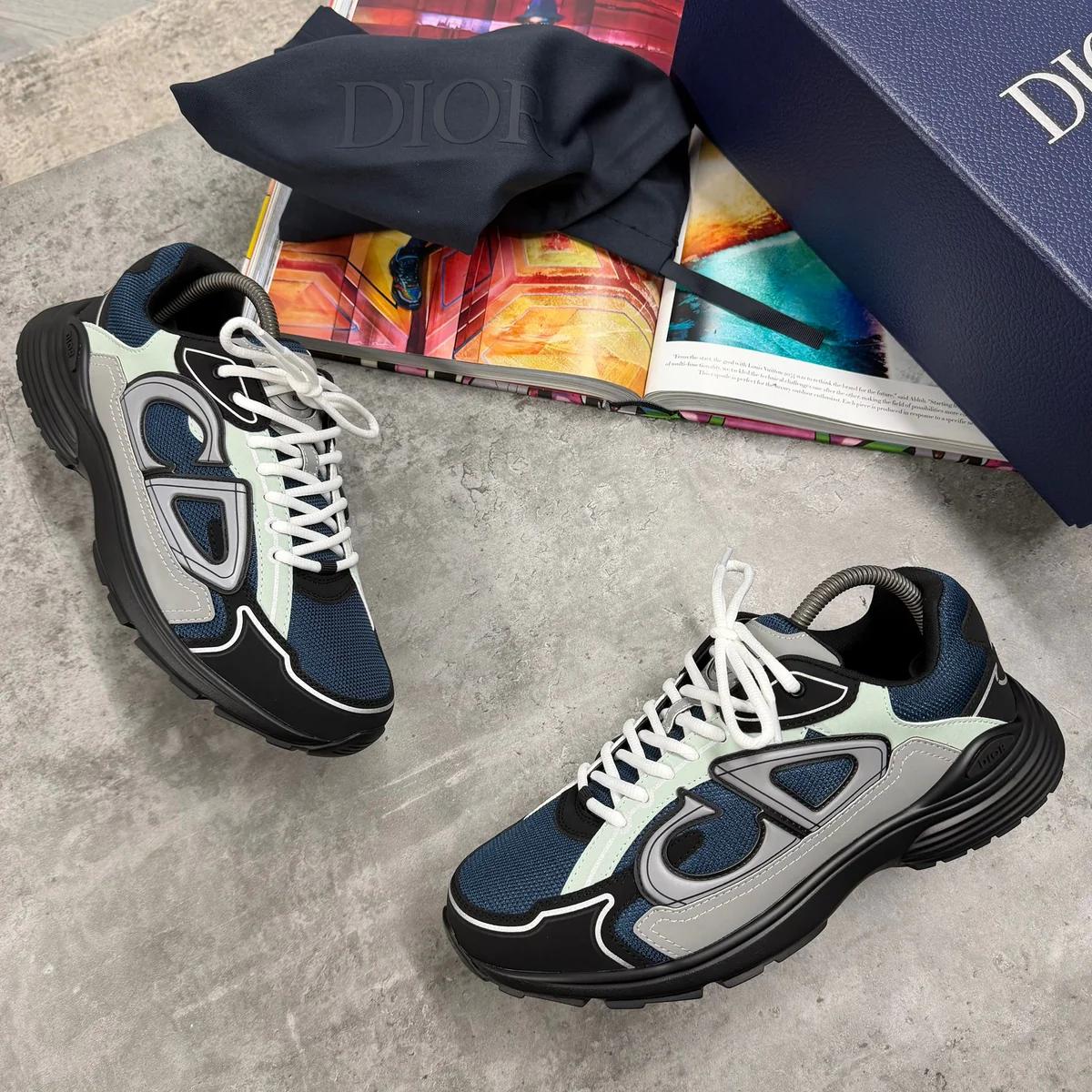 B30 TRAINER - BLACK/NAVY (PRE-ORDER)